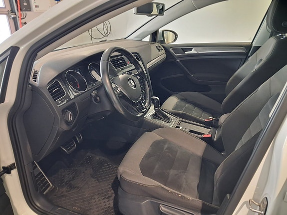 Volkswagen Golf I 3 of 5