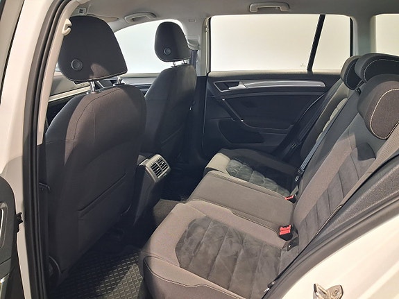 Volkswagen Golf I 4 of 5