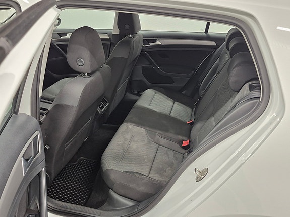 Volkswagen Golf I 7 of 8