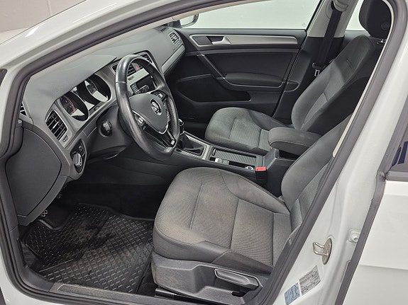 Volkswagen Golf I 2 of 8