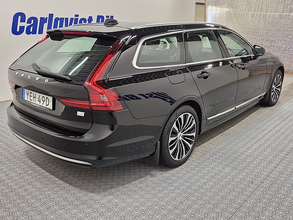 Volvo V90 4 of 11
