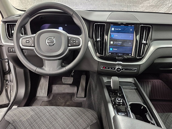 Volvo XC60 6 of 11