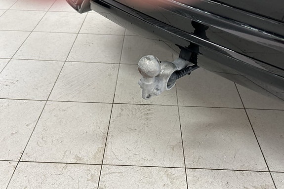 Volvo XC60 15 of 30