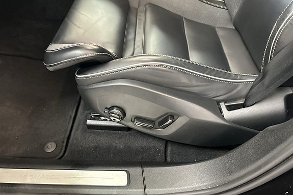 Volvo XC60 25 of 30