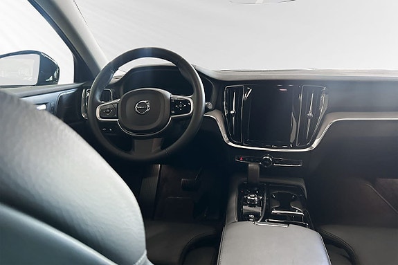 Volvo V60 10 of 30