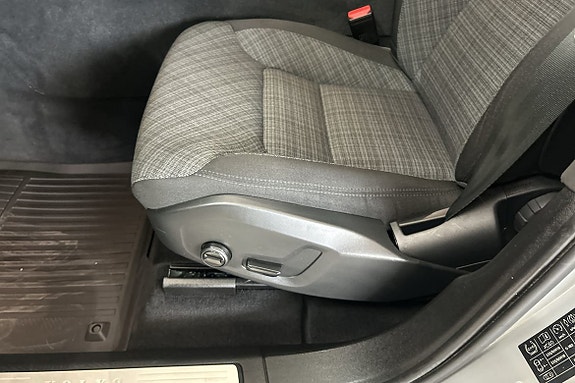 Volvo XC60 28 of 30