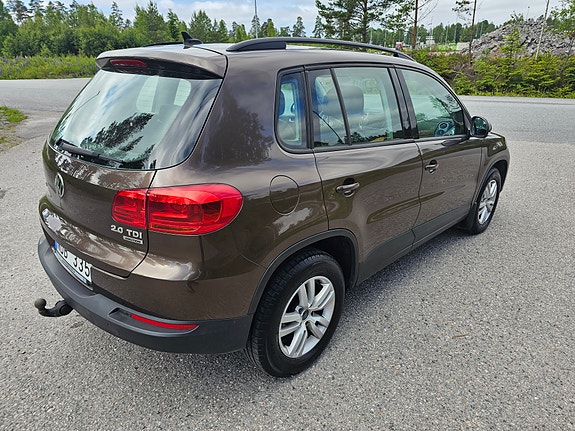 Volkswagen Tiguan 5 of 5