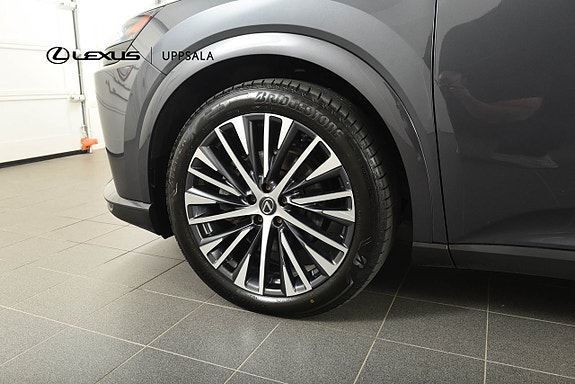 Lexus RX450h+ 19 of 22