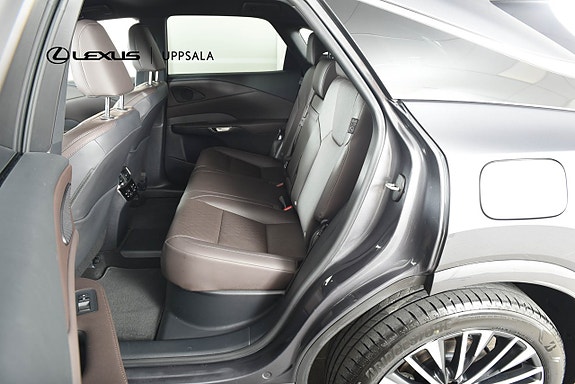 Lexus RX450h+ 7 of 22