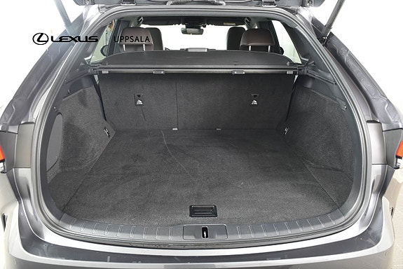 Lexus RX450h+ 10 of 22