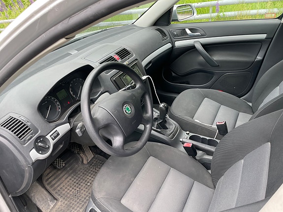 Skoda Octavia 4 of 5