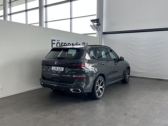 BMW X5 15 of 16
