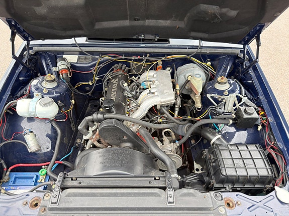 Volvo 740 18 of 25