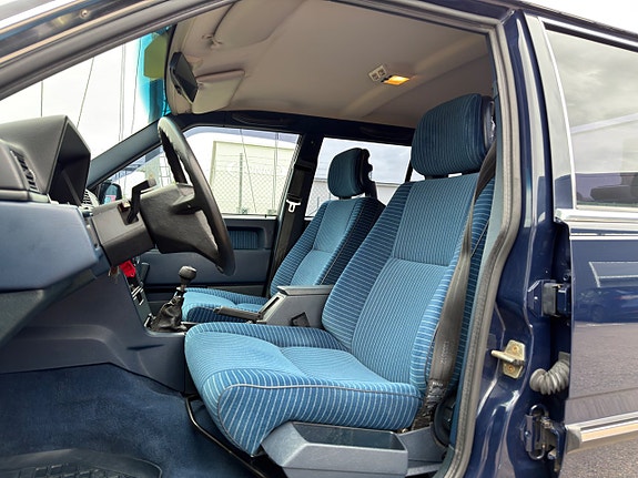 Volvo 740 13 of 25