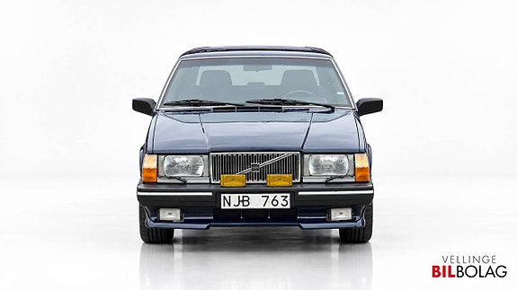 Volvo 740 3 of 25