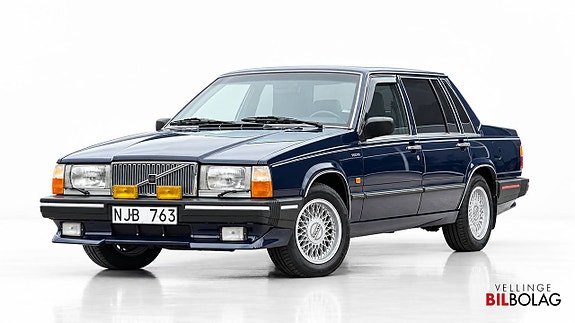 Volvo 740 2 of 25