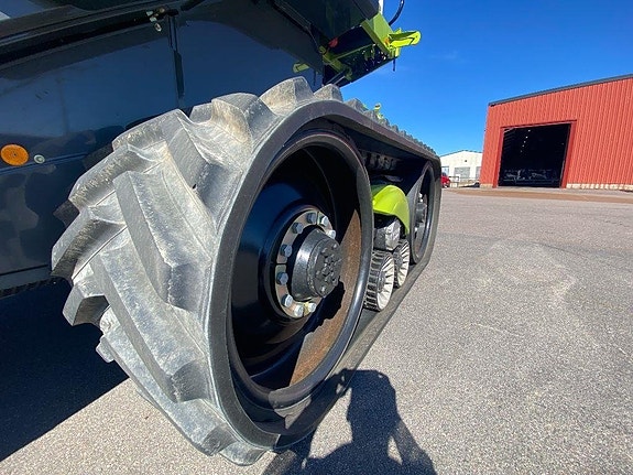 CLAAS Lexion 770 7 of 24