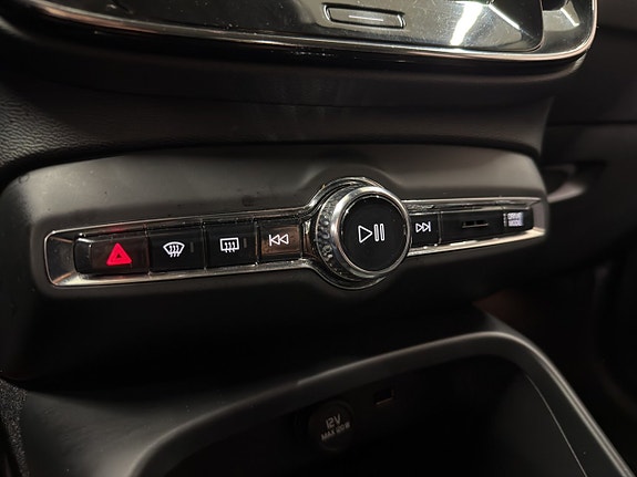 Volvo XC40 21 of 30