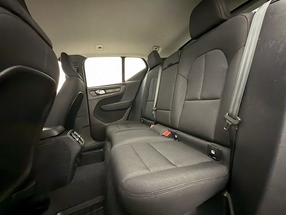 Volvo XC40 24 of 30