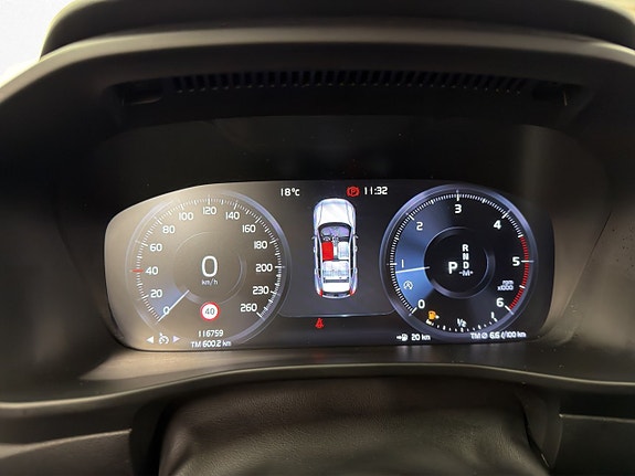 Volvo XC40 26 of 30