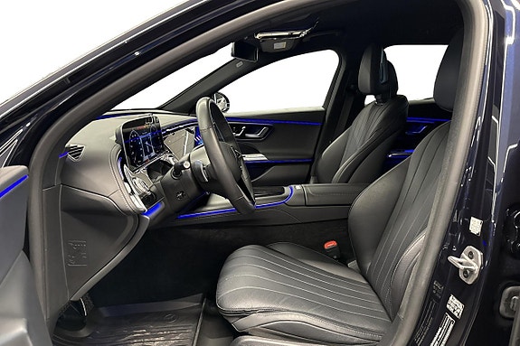 Mercedes-Benz E300 de 11 of 12