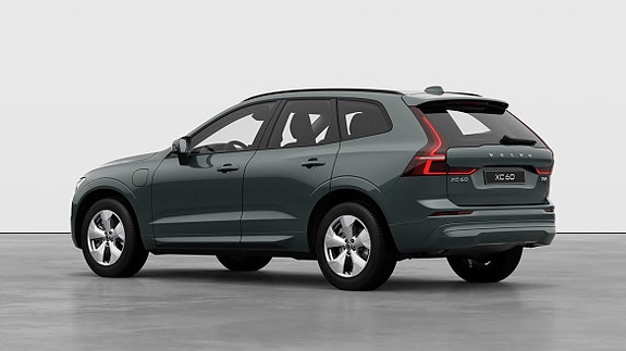 Volvo XC60 8 of 30
