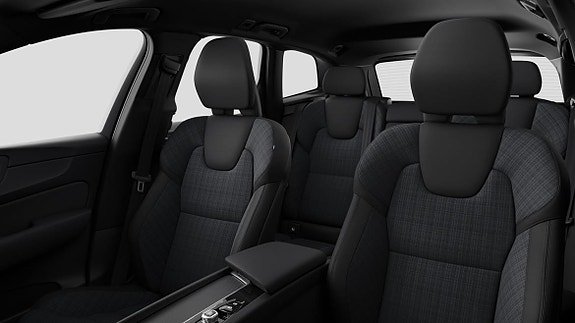 Volvo XC60 26 of 30