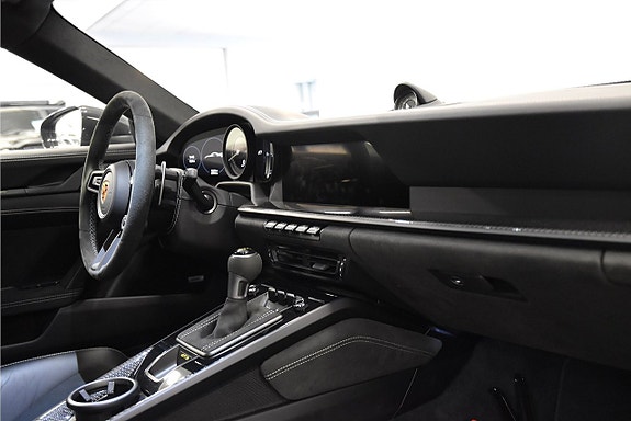 Porsche 911 13 of 27