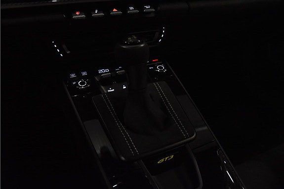 Porsche 911 24 of 27