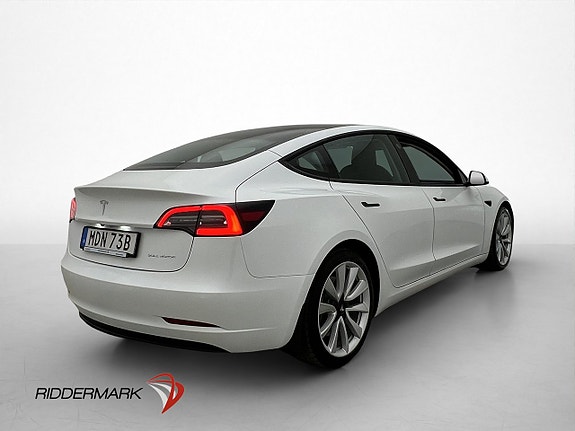 Tesla Model 3 9 of 30