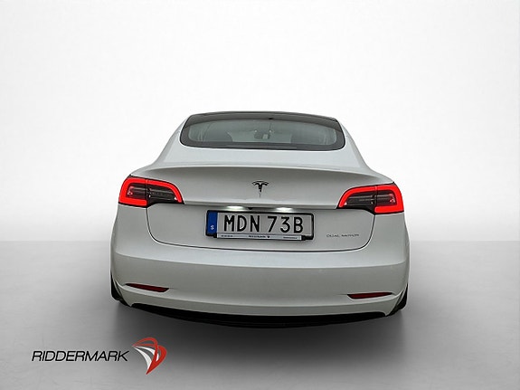 Tesla Model 3 8 of 30