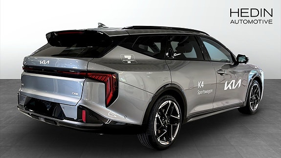 Kia K4 2 of 5