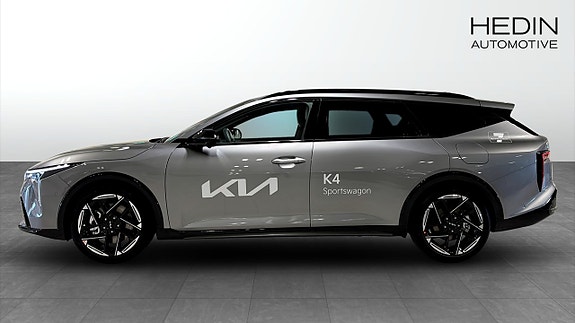 Kia K4 6 of 12