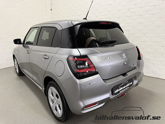 Suzuki Swift 11 of 13