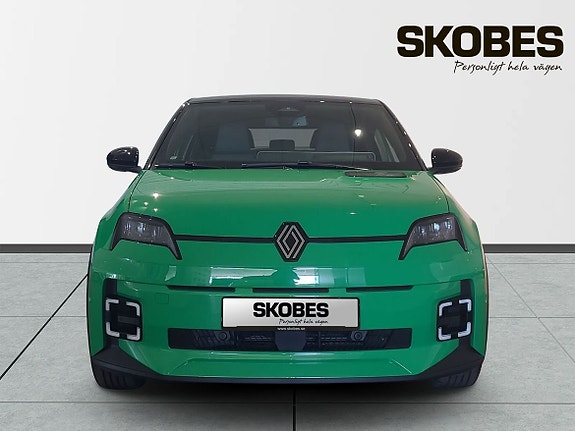 Renault 5 E-Tech 2 of 5