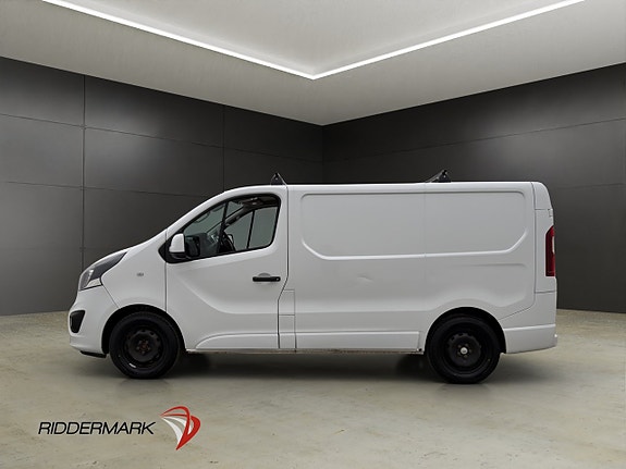 Opel Vivaro 6 of 27