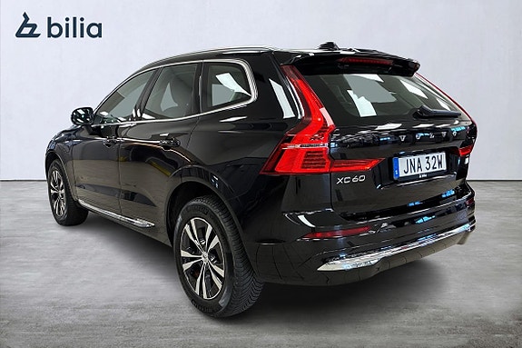 Volvo XC60 2 of 5