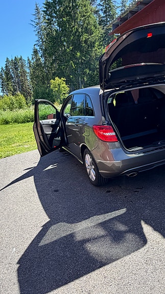 Mercedes-Benz B180 16 of 20