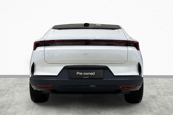 Polestar 4 4 of 17