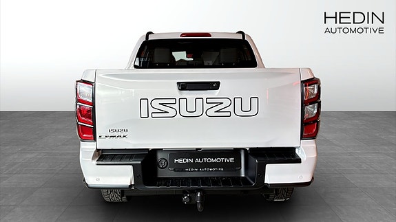 Isuzu D-max 7 of 12