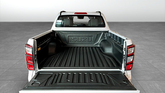 Isuzu D-max 10 of 12