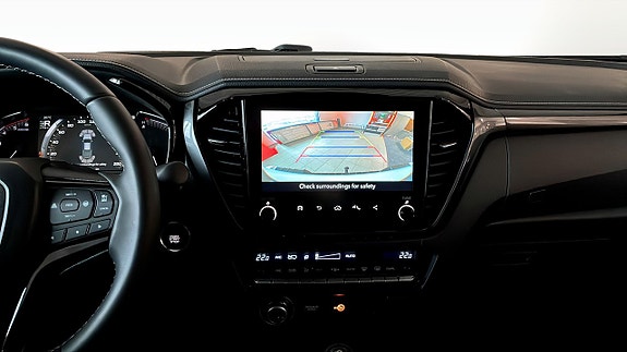 Isuzu D-max 12 of 12