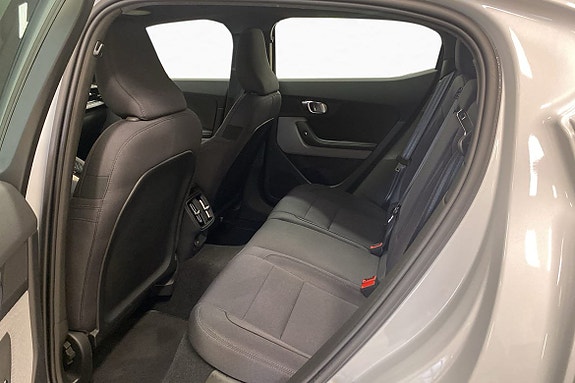 Polestar 2 11 of 14