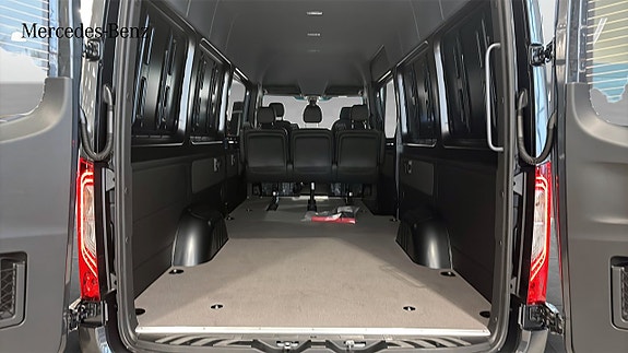 Mercedes-Benz Sprinter 319 10 of 12