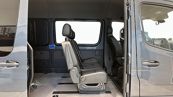 Mercedes-Benz Sprinter 319 5 of 12
