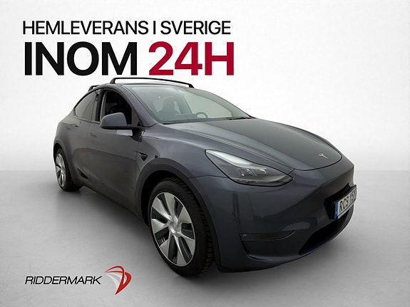 Tesla Model Y 4 of 30