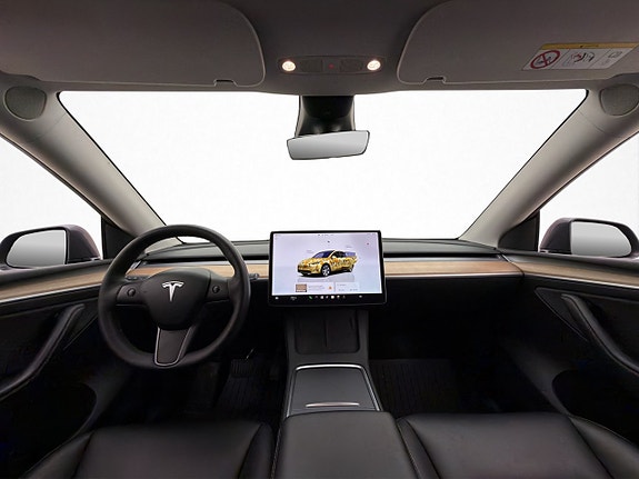 Tesla Model Y 15 of 30