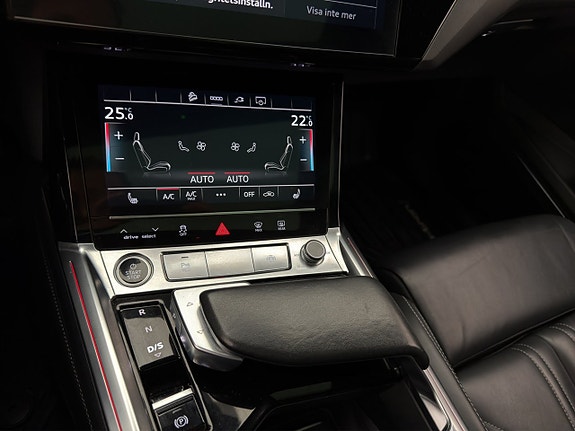 Audi e-tron 29 of 30