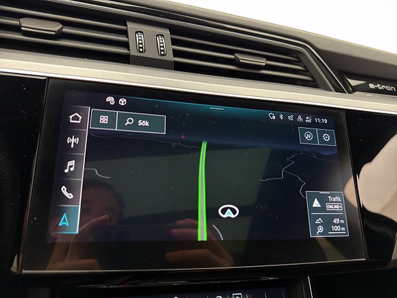 Audi e-tron 27 of 30