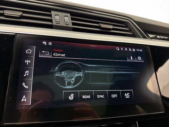 Audi e-tron 25 of 30
